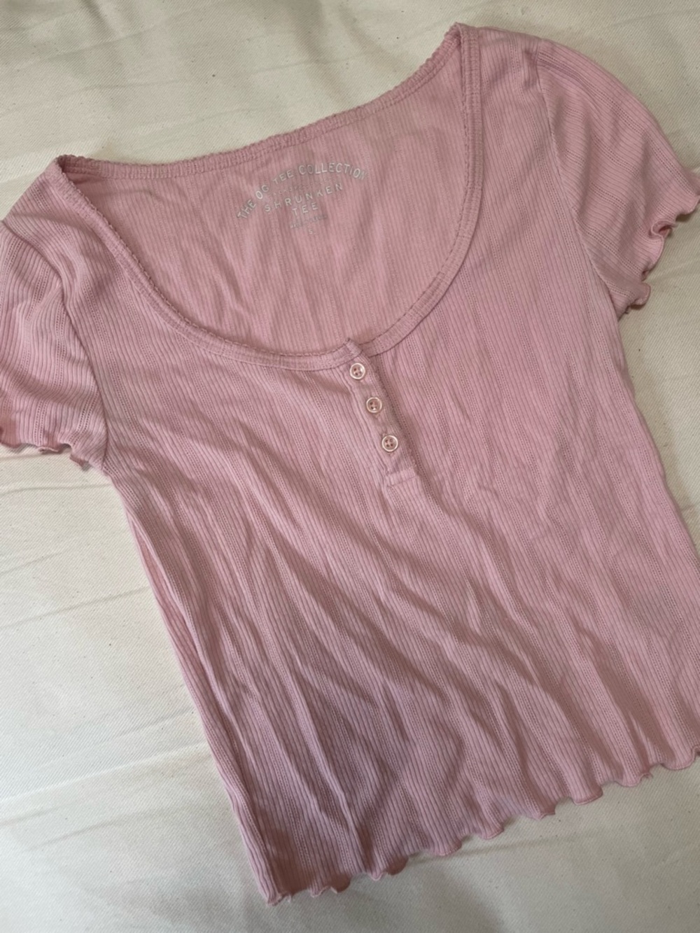 Y2K Aeropostale the OG shrunken tee ruffle Henley Bella pointelle ruffle Small